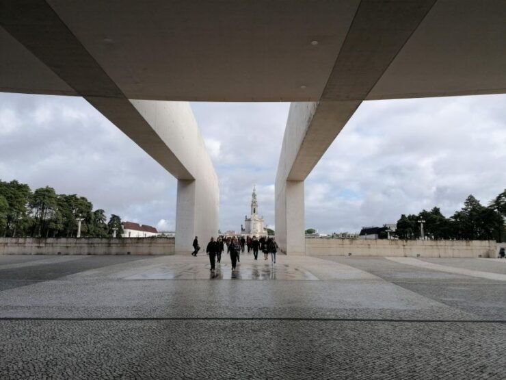 Private Full Day Tour - Fátima,Batalha, Nazaré and Óbidos - Tour Details