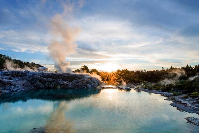 Private Full-Day Tour From Auckland to Rotorua and Waitomo - Tour Highlights