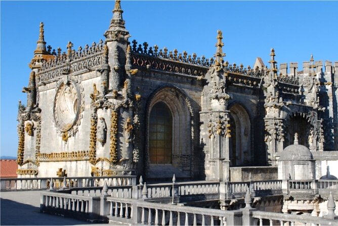 Private Full Day Tour From Lisbon to Tomar & Coimbra - Itinerary Highlights