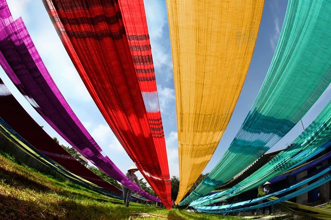Private Full-Day Tour: Hanoi-Thay Pagoda-Tay Phuong Pagoda-Van Phuc Silk Village - Thay Pagoda: A Spiritual Journey