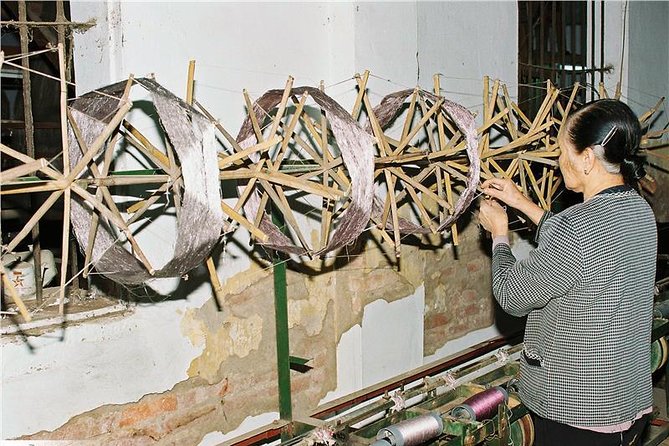 Private Full-Day Tour: Hanoi-Thay Pagoda-Tay Phuong Pagoda-Van Phuc Silk Village - Tay Phuong Pagoda: a Glimpse Into History