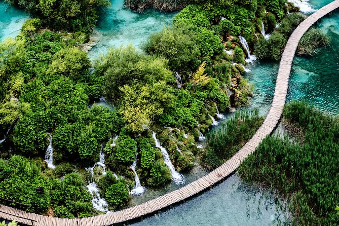 Private Full Day Tour in Plitvice Lakes From Dubrovnik - Pickup Information