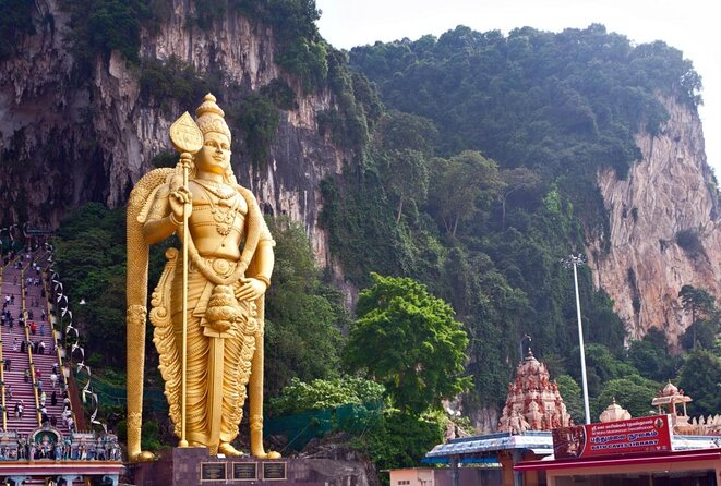 Private Full-Day Tour Includes Petronas Twin Towers & Batu Caves - Good To Know