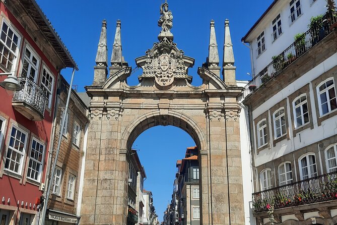 Private Full Day Tour of Guimarães and Braga - Booking Information