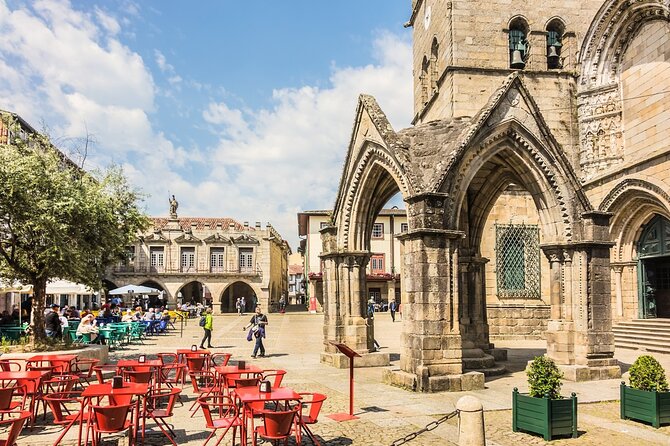 Private Full Day Tour of Guimarães and Braga - Confirmation and Communication