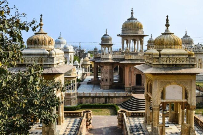 Private Full-Day Tour of Jaipur With Driver and Guide - Directions