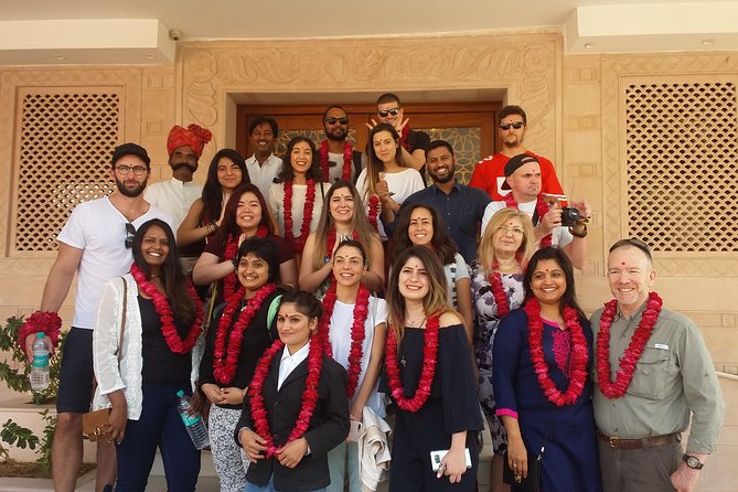 Private Full Day Tour of Jaipur With Guide - Pricing and Booking Details