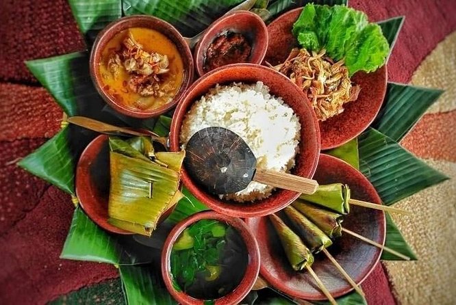 Private Full-Day Tour of Lombok Village by Bike - Tour Itinerary and Highlights