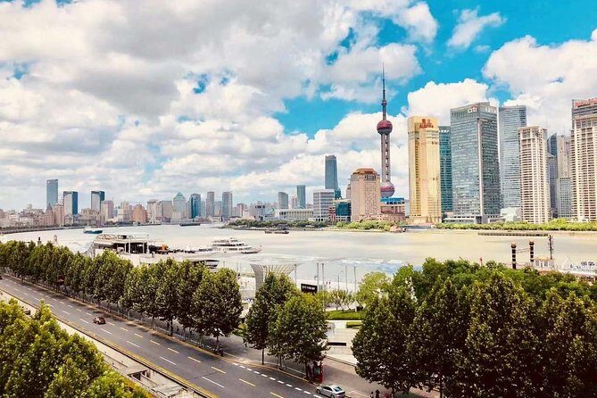 Private Full-Day Tour: Shanghai City Highlights and Food Tour - Cultural and Spiritual Highlights
