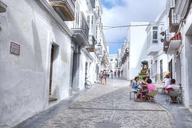 Private Full-Day Tour Tarifa, Zahara De Los Atunes and Baelo Claudia From Cadiz - Refund Policy Details