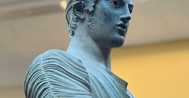 Private Full Day Tour to Delphi and Arachova - Full Description