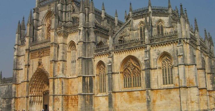 Private Full-day Tour to Fátima Nazaré and Óbidos - Tour Overview