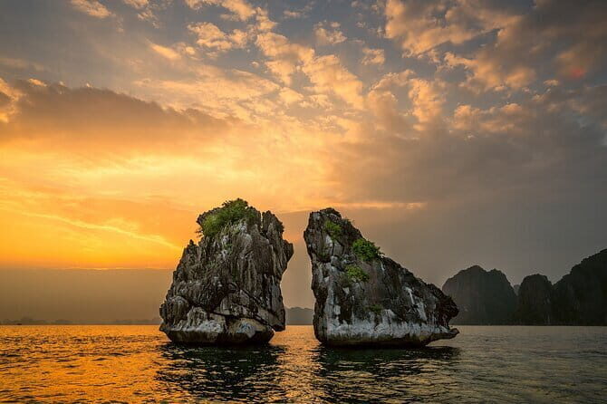 Private Full-Day Tour to Halong Bay from Hanoi - Who Is This Tour Best For?