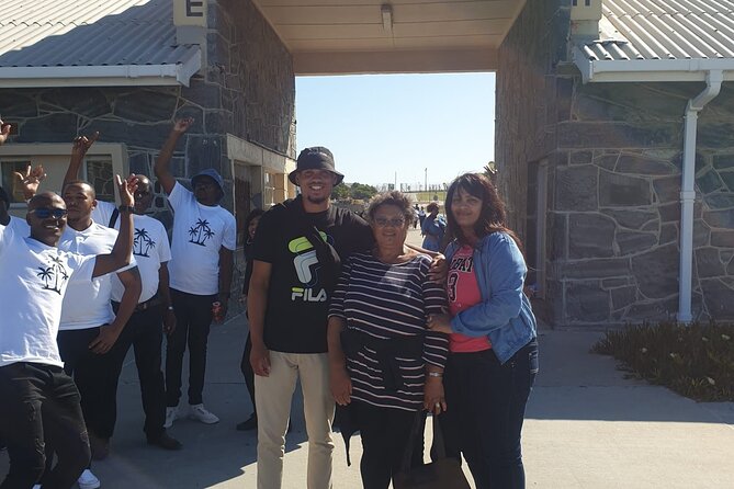 Private Full-Day Tour to Robben Island and Table Mountain - The Sum Up