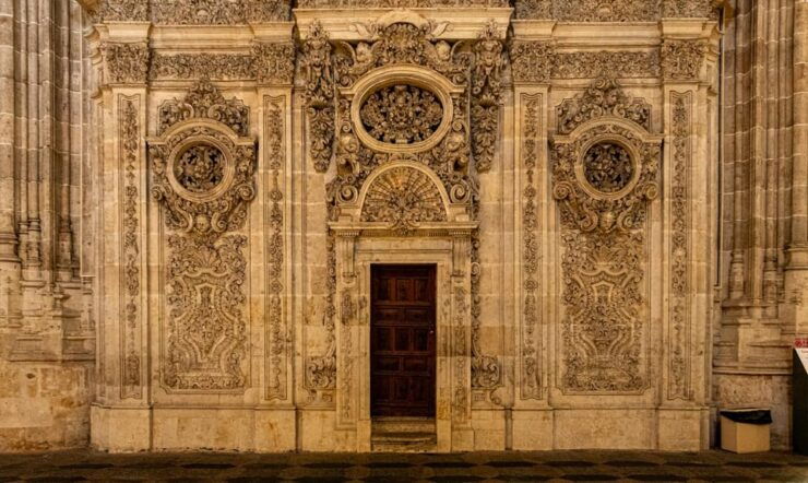 Private Full Day Tour to Salamanca From Madrid - Good To Know