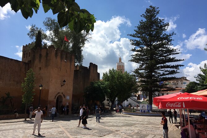 Private Full Day Trip to Chefchaouen From Casablanca With Lunch - Pickup and Transportation
