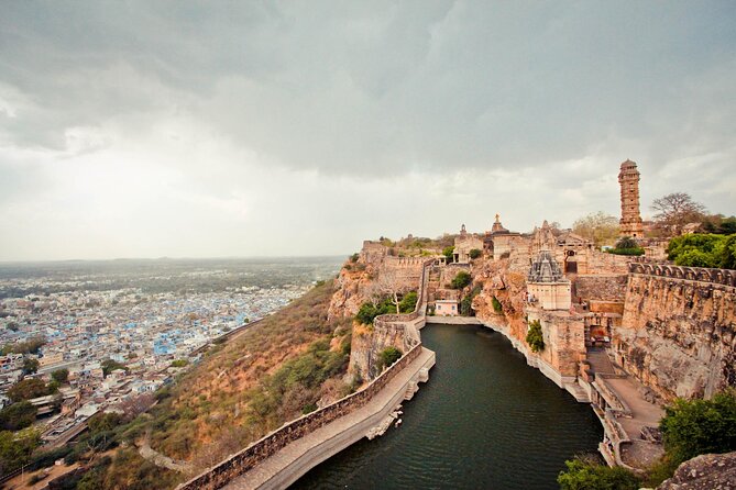 Private Full-Day Trip to Chittorgarh Fort From Udaipur With Optional Guide - Trip Pricing and Booking Details