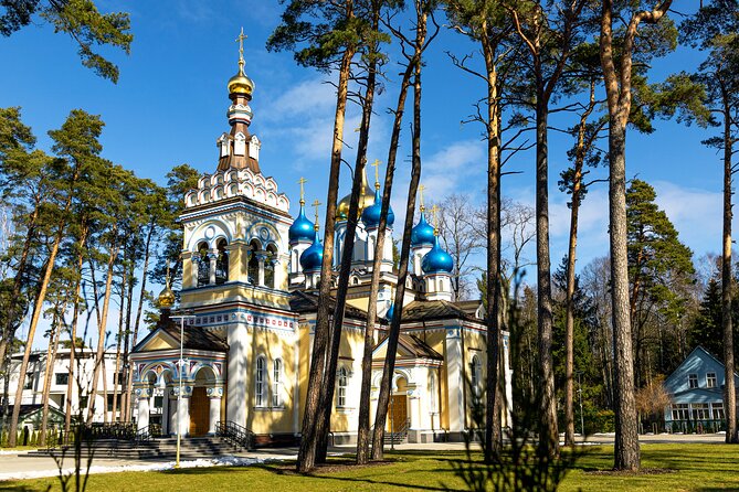 Private Full-Day Trip to Jurmala and Great Kemeri Bog Boardwalk - Transportation Details