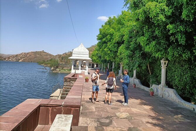 Private Full Day Udaipur Tour with Optional Guide - The Itinerary Breakdown: What You Can Expect