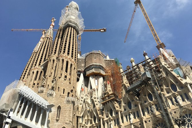 Private Full Day Walking City Tour in Barcelona - Common Questions