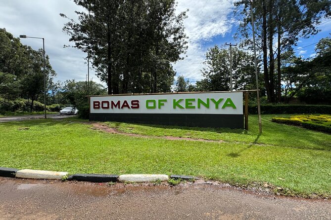 Private Full Day Wildlife and Cultural Tour in Nairobi - Good To Know