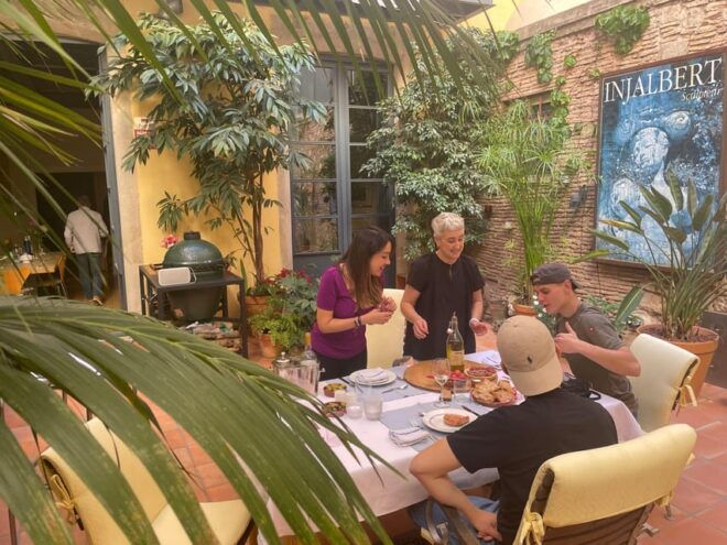 PRIVATE GASTRONOMIC EXPERIENCE IN A LOCAL HOME - Immersive Setting
