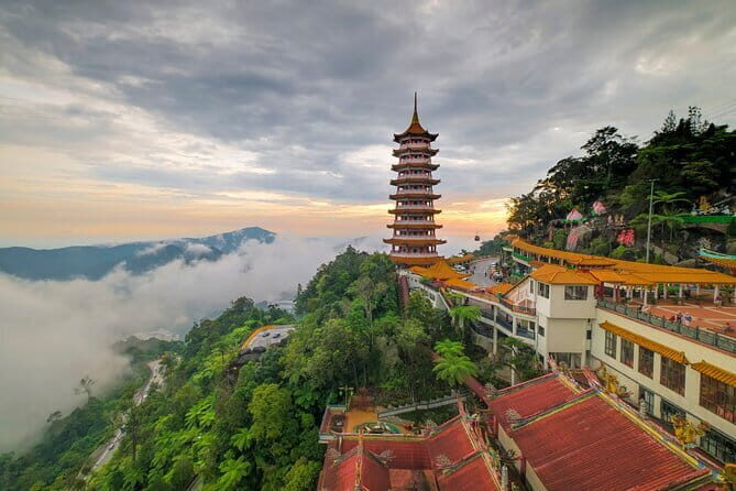 Private Genting Highlands And Batu Caves Day Tour - FAQ