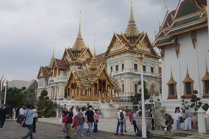 Private German-Speaking Tour: Bangkoks Main Attractions - Private German-Speaking Guide