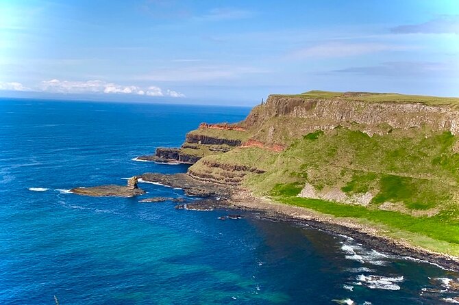 Private Giants Causeway Guided Tour From Belfast - Meeting and Pickup
