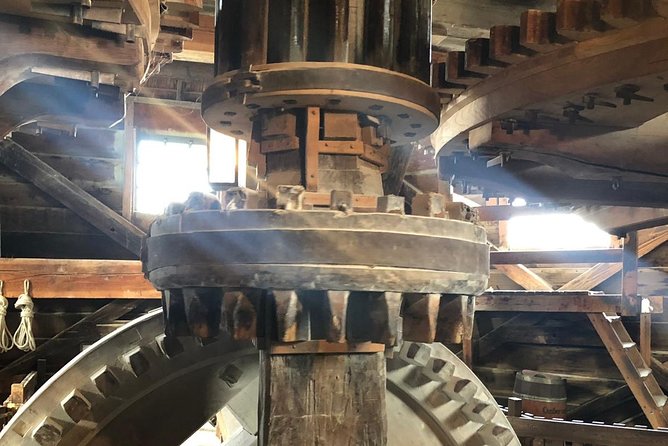 Private Giethoorn & Zaanse Schans Windmills Sightseeing Tour From Amsterdam - The Sum Up