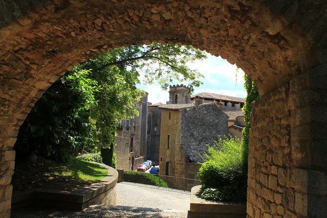 Private: Girona and Besalu Jewish History Tour From Girona - What To Expect