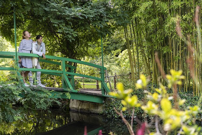 Private Giverny & Versailles All Day Tour From Paris Including Lunch - Select Date and Travelers