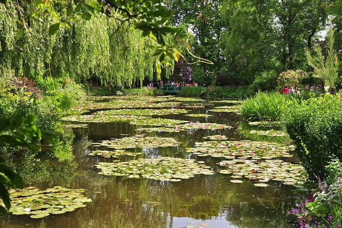 Private Giverny With Minivan - Booking Information