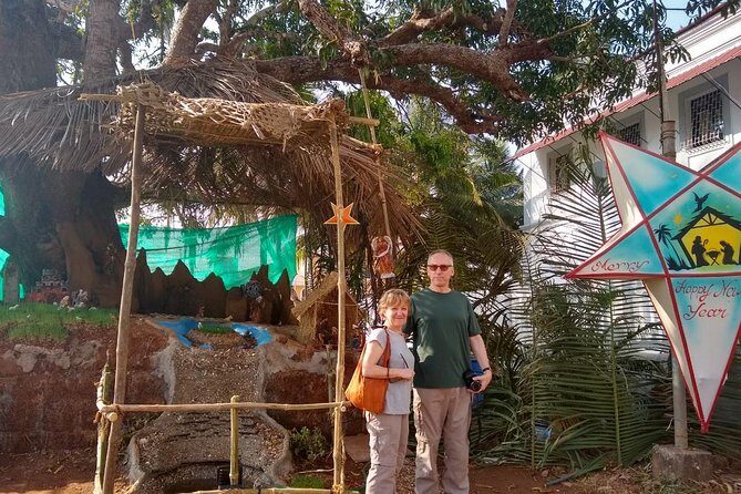 Private Goa tour of ancient rock art, laterite cave and bubble lake with lunch - The Sum Up