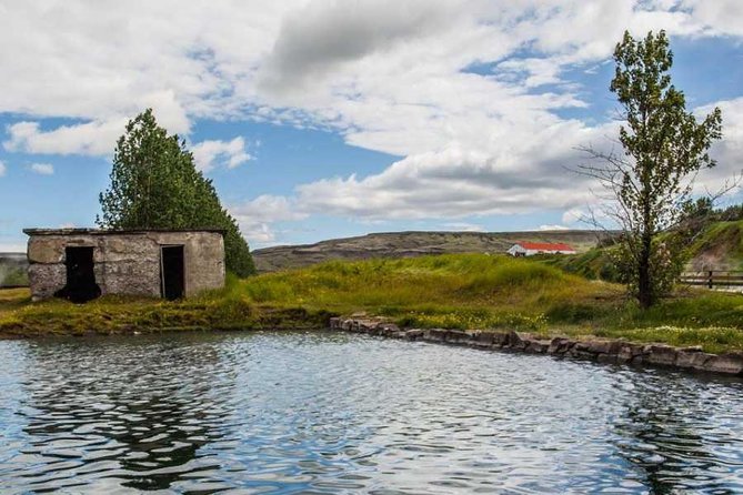 Private Golden Circle & Secret Lagoon Tour From Reykjavik - Itinerary and Tour Features