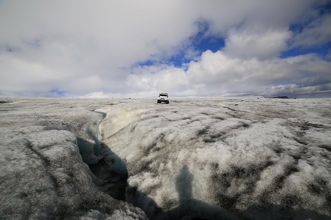 Private Golden Circle Tour by Superjeep From Reykjavik - Tour Overview and Features