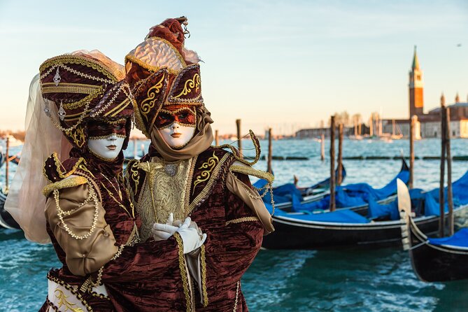 Private Gondola Tour in Venice off the Beaten Track - Pricing and Booking