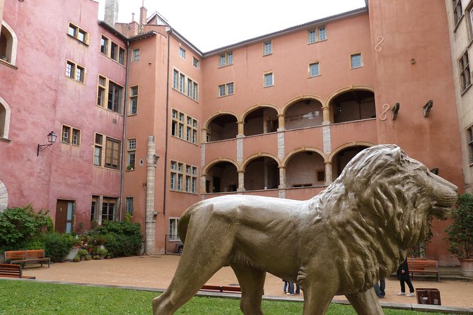 Private Gourmet Tour of Lyons Historic Center - Accommodation and Meeting Point Details
