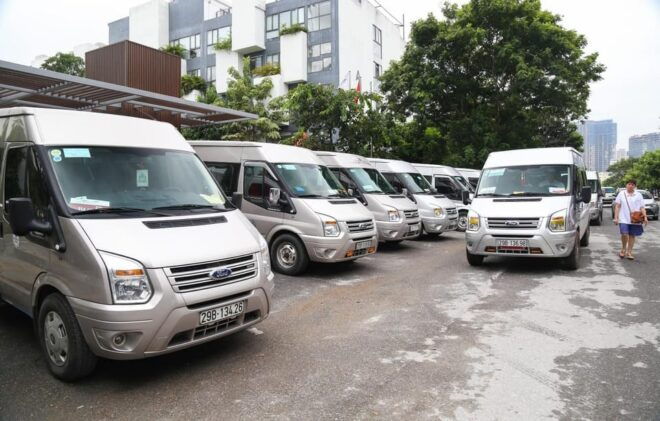 Private Grab Between Hanoi and Halong Bay - Experienced Drivers and Services