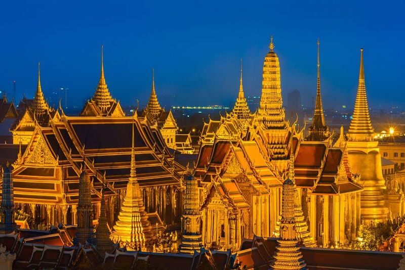 Private Grand Palace Night Tour: Wat Pho, Tha Maharaj, Khao San - Should you book it?