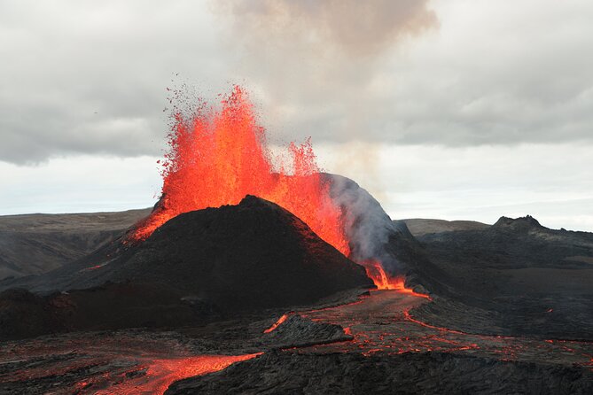 Private Grand Volcano Site Hiking Tour - Start and End Time