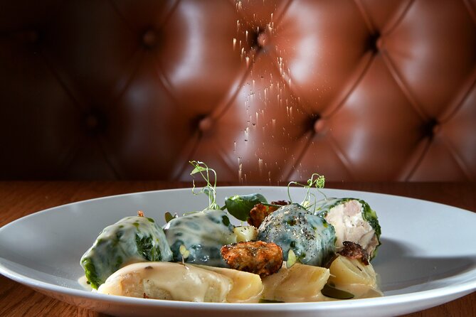 Private Greek Dinner With a Local - Benefits of a Private Greek Dinner