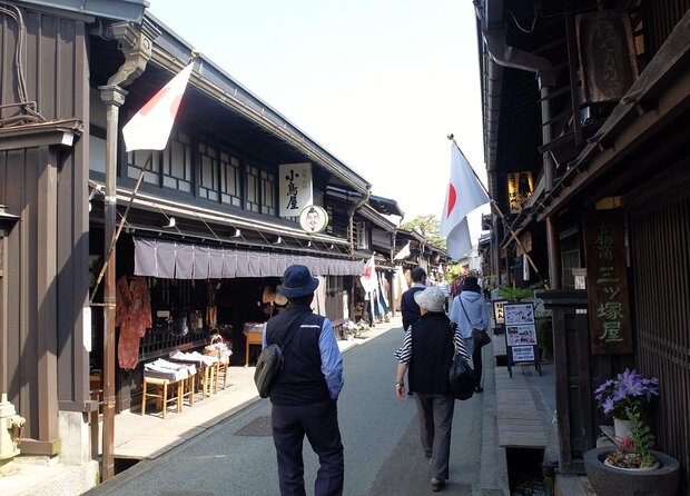 Private Group Local Food Tour in Takayama - Reviews