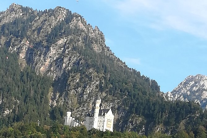 Private Group Tour From Garmisch-Partenkirchen to Neuschwanstein and Linderhof Castle - Tour Experience