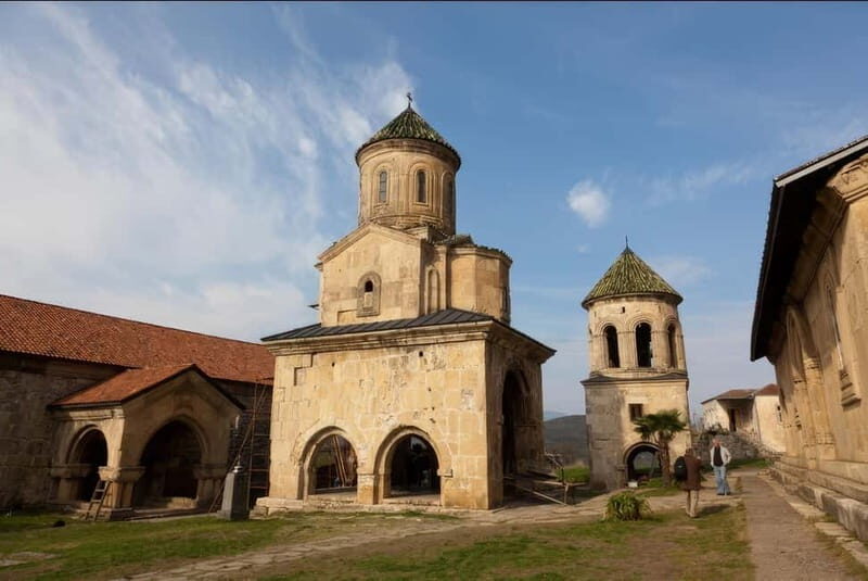 Private group tour of Kutaisi and its surroundings - A Closer Look at the Tour: What to Expect