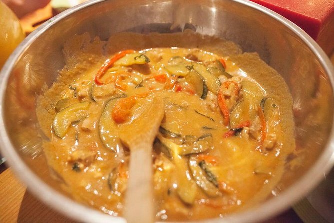 Private Groups - Try A Taste Of Thailand At Dinner In Madrid - Exquisite Flavors and Ingredients