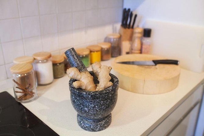 Private Groups - Try A Taste Of Thailand At Dinner In Madrid - Personalized Service and Attention