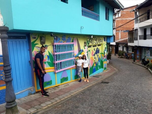 Private Guatape Peñol Tour: Friend for a Day - Itinerary Details