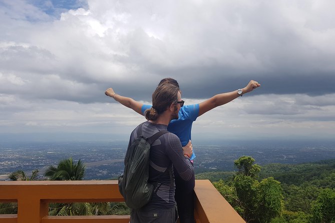 Private Guide: Doi Suthep and Wat Pha Lat Tour - Private Guide Benefits