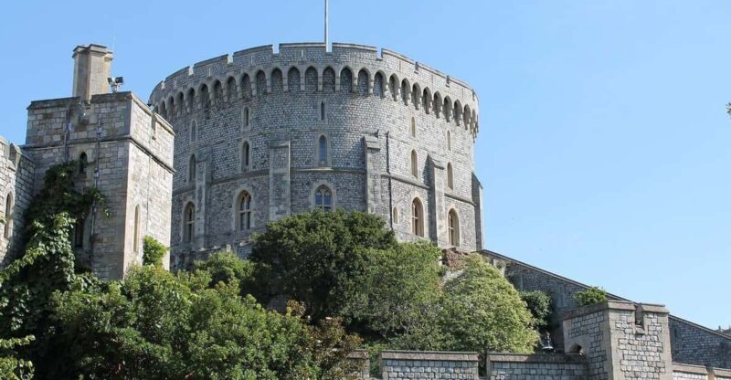 Private Guide (Walking Tour of Windsor & Eton) - Authentic Traveller Insights